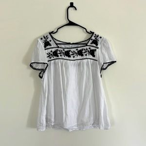 Crown & Ivy Black and White Blouse